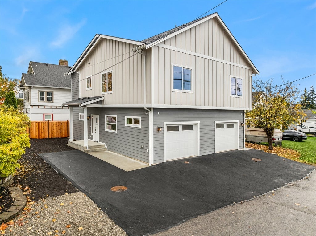 Photo of 2002 State Street #A, Everett, WA 98201 (MLS # 2599034)