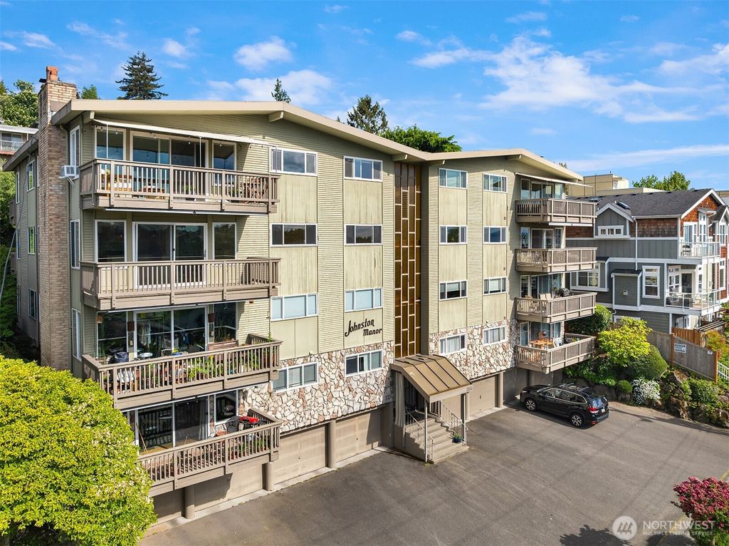 Photo of 2552 14th Avenue W #301, Seattle, WA 98119 (MLS # 2367340)