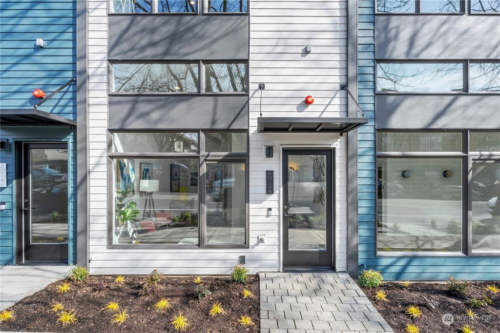 Photo of 6014 B California Avenue SW, Seattle, WA 98136 (MLS # 2043372)