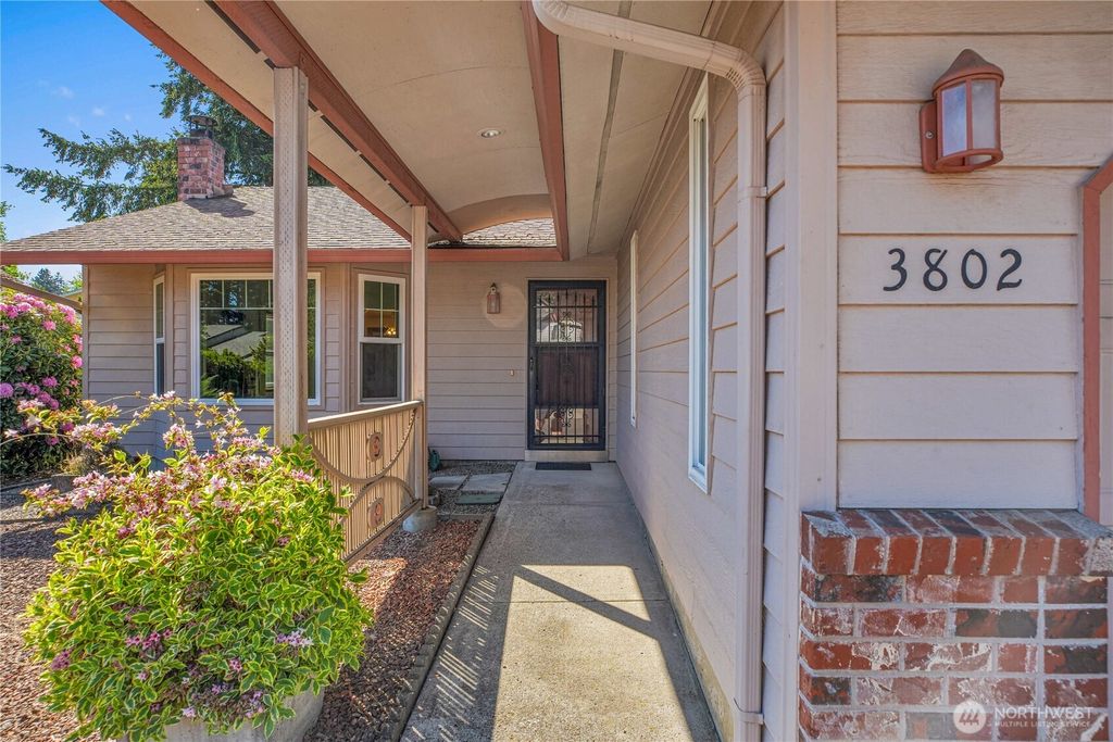 Photo of 3802 NE 157th Avenue, Vancouver, WA 98682 (MLS # 2518068)