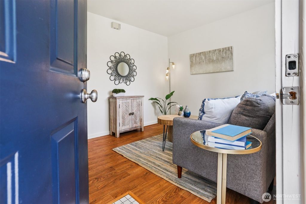 Photo of 3514 SW 99th Street, Seattle, WA 98126 (MLS # 2371991)