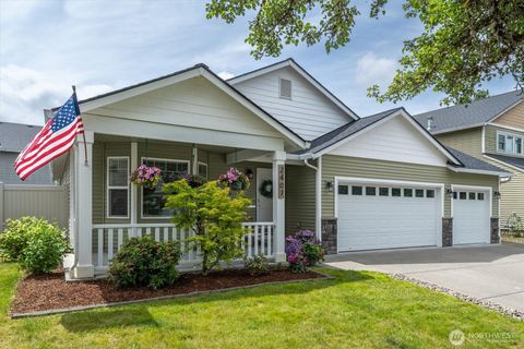 Photo of 2407 NW 15th Avenue, Battle Ground, WA 98604 (MLS # 2529890)