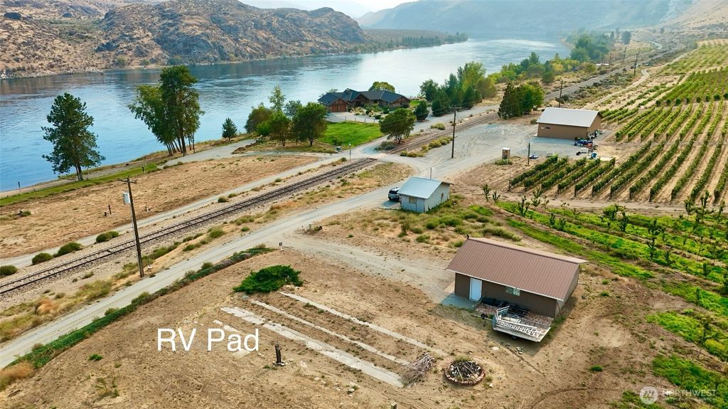 Photo of 27375 US Hwy 97, Chelan, WA 98816 (MLS # 2499801)