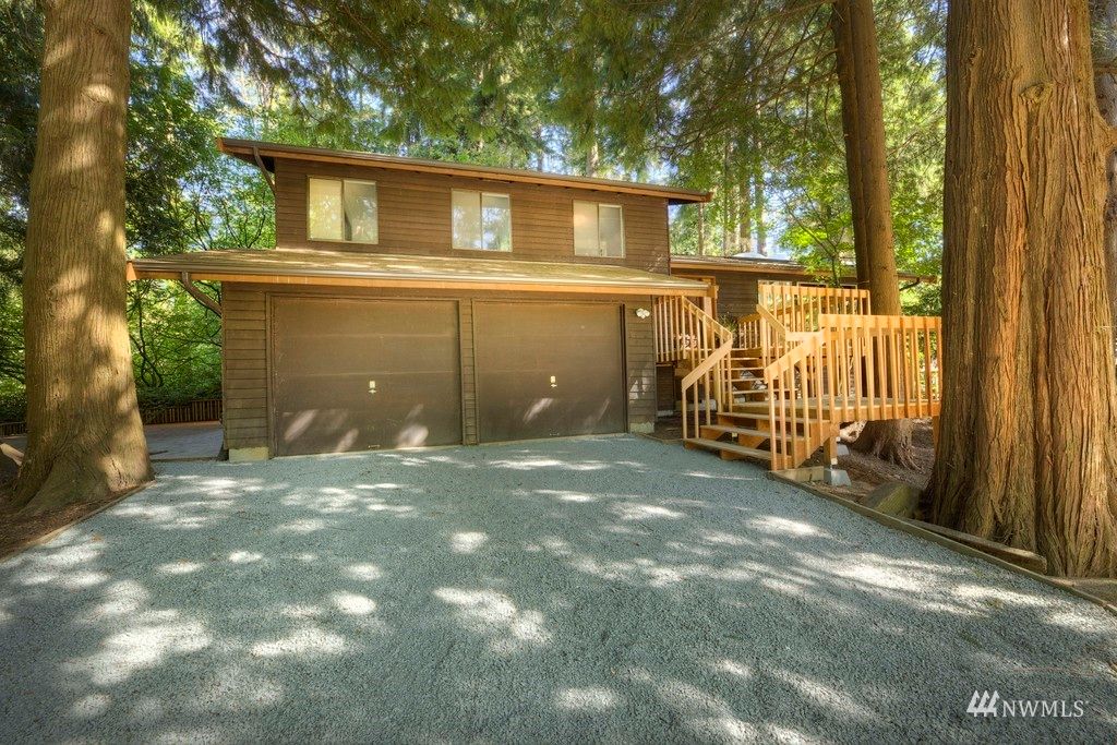 Photo of 9327 45TH Place SE, Snohomish, WA 98290 (MLS # 1985290)