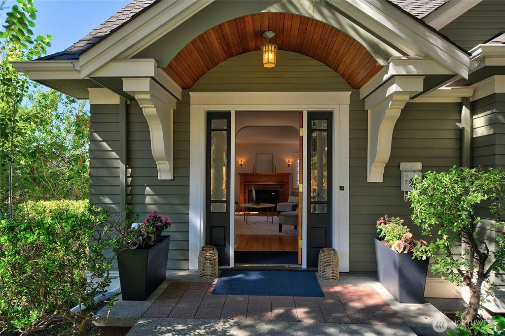 Photo of 2 Fulton Street, Seattle, WA 98109 (MLS # 2412879)