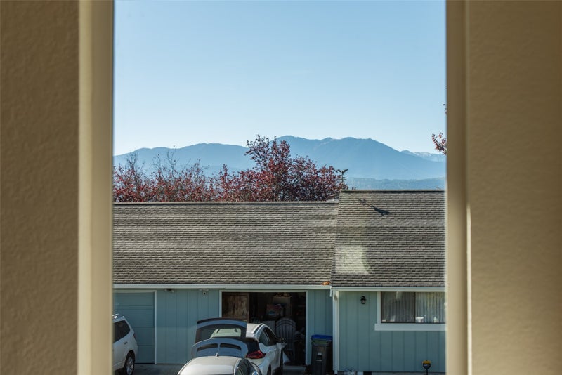 834 N Canterbury Court 303