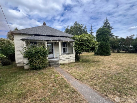 Photo of 1806 12th Street, Anacortes, WA 98221 (MLS # 2561727)
