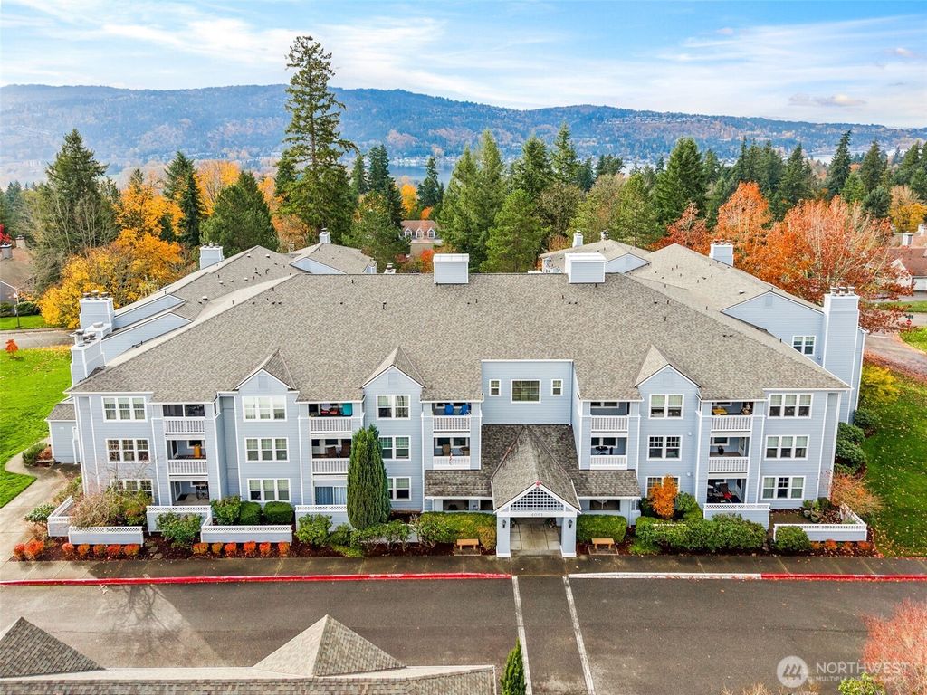 Photo of 4081 224th Lane SE #210, Issaquah, WA 98029 (MLS # 2496941)