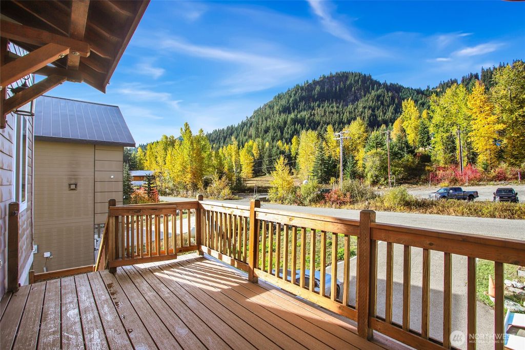 Photo of 330 Keechelus Drive, Snoqualmie Pass, WA 98068 (MLS # 2446487)