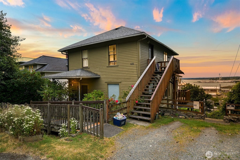 Photo of 631 N forest Street, Bellingham, WA 98225 (MLS # 2555189)