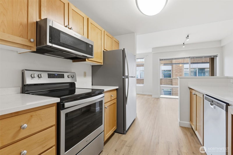 701 Columbia Street 612