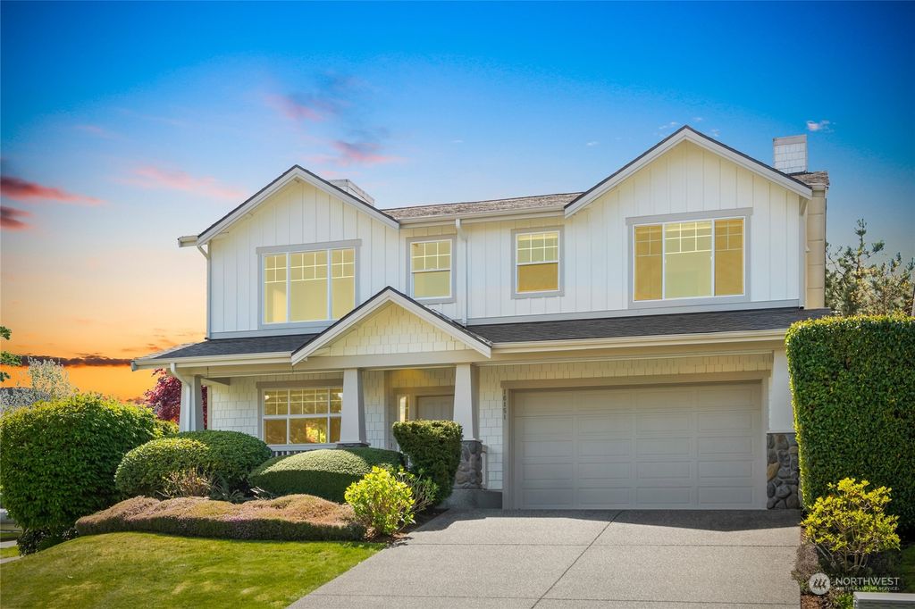 Photo of 16151 SE 45th Court, Bellevue, WA 98006 (MLS # 2232062)