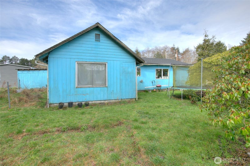 102 Elma Street