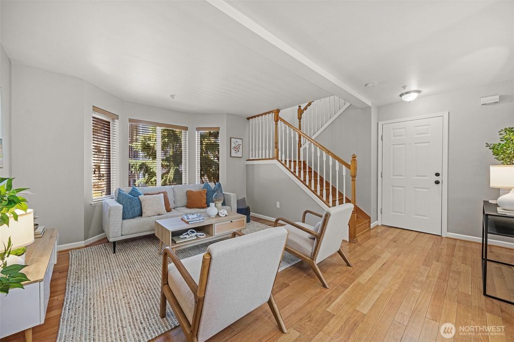 Photo of 10 E Casino Road #4, Everett, WA 98208 (MLS # 2543591)