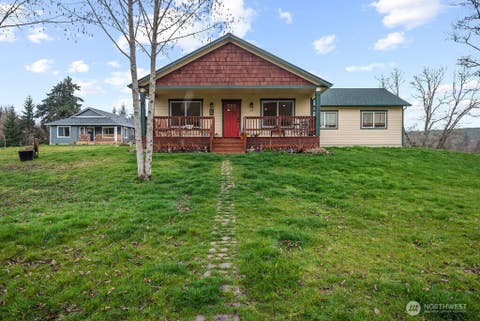 Photo of 189 Trout Lakes RD, Castle Rock, WA 98611 (MLS # 2543638)