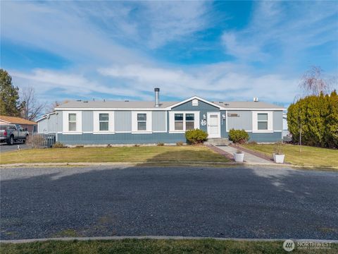 Photo of 7358 Blue Goose Road NE, Moses Lake, WA 98837 (MLS # 2484676)