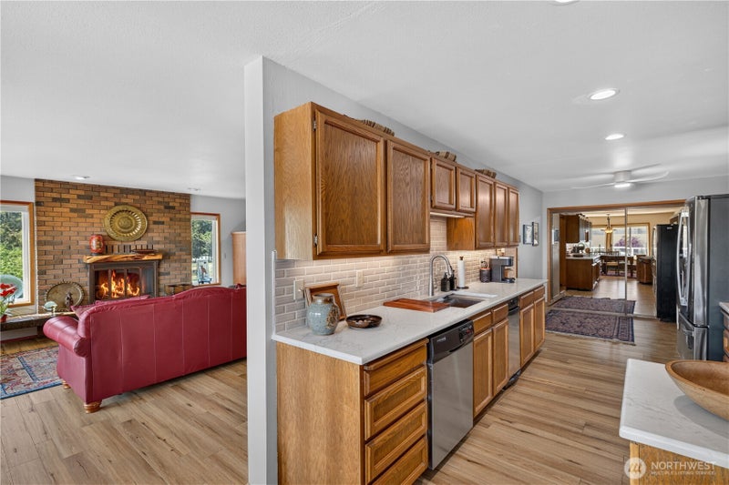 1800 Skyline Way 206