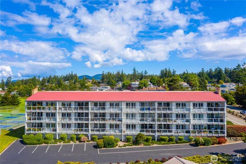 Photo of 1800 Skyline Way #206, Anacortes, WA 98221 (MLS # 2562251)