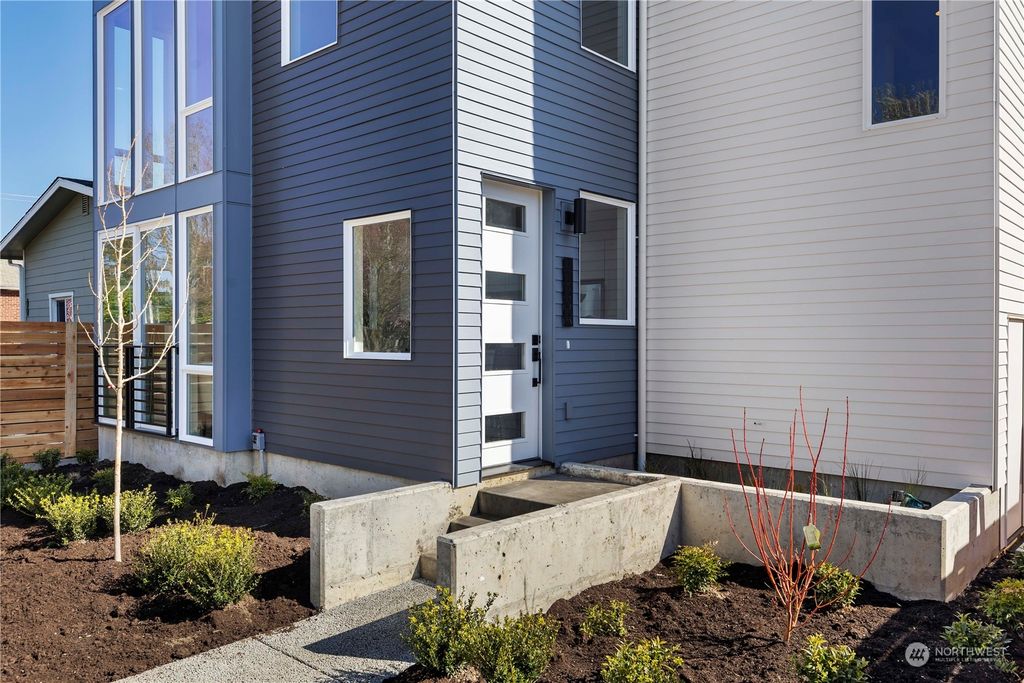 Photo of 6320 41st Avenue SW #A, Seattle, WA 98136 (MLS # 2048363)