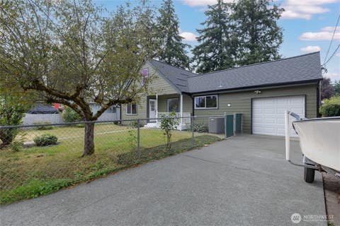 Photo of 8407 Winona Street SW, Lakewood, WA 98498 (MLS # 2557504)