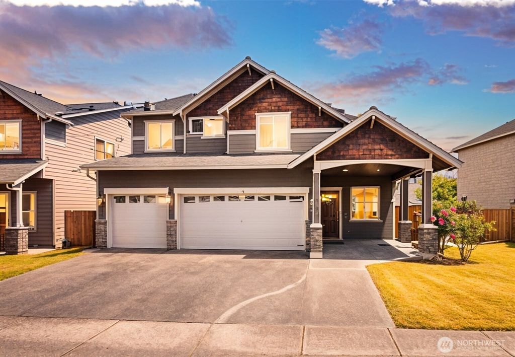 Photo of 11823 58th Avenue NE, Marysville, WA 98271 (MLS # 2393049)