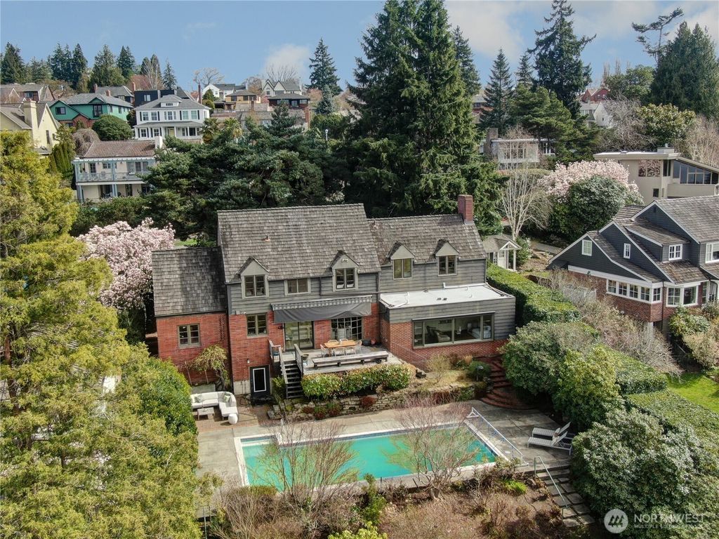 Photo of 2686 44th Avenue W, Seattle, WA 98199 (MLS # 2496448)