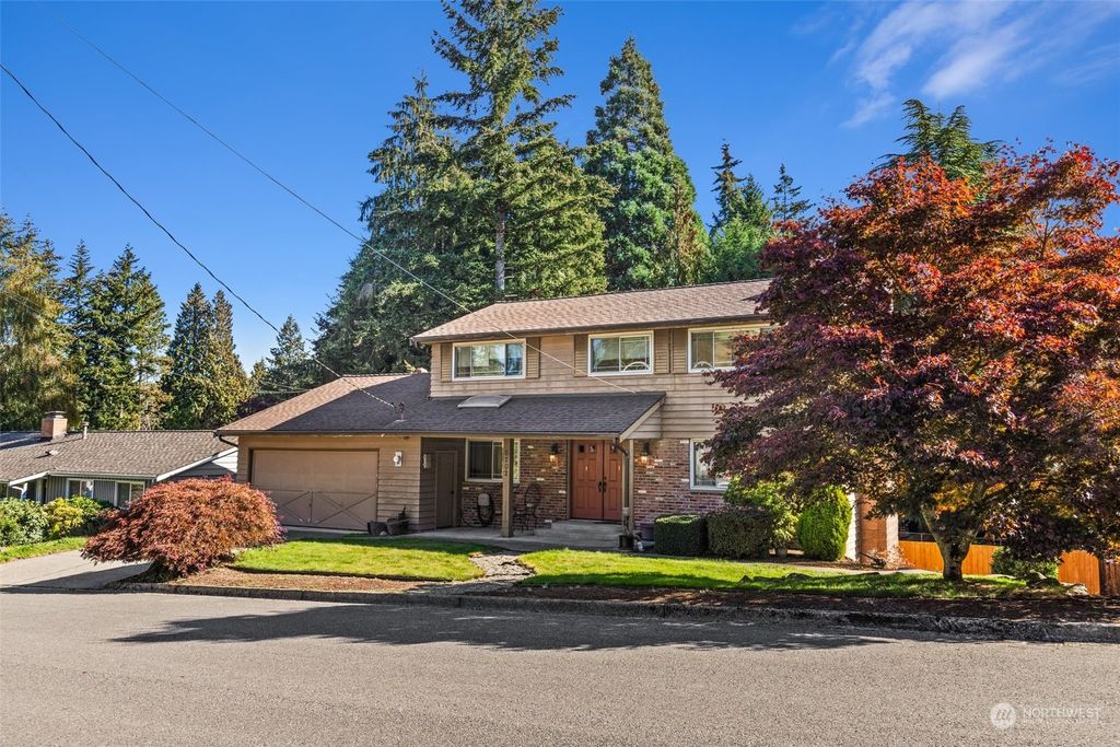 Photo of 6202 122nd Avenue SE, Bellevue, WA 98006 (MLS # 2285712)