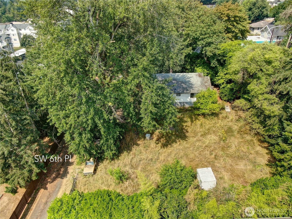 Photo of 701 SW Sunset BLVD BLVD, Renton, WA 98057 (MLS # 2572052)
