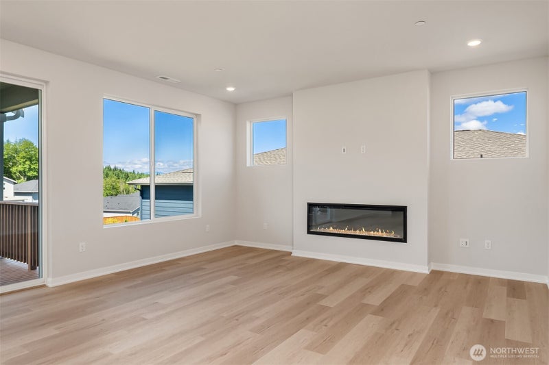 23419 Marinwood Circle NE 0512