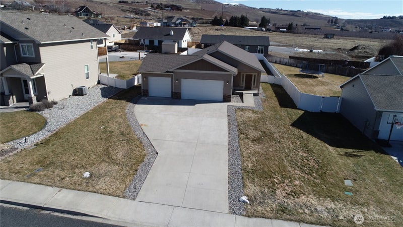138 Summer Breeze Road