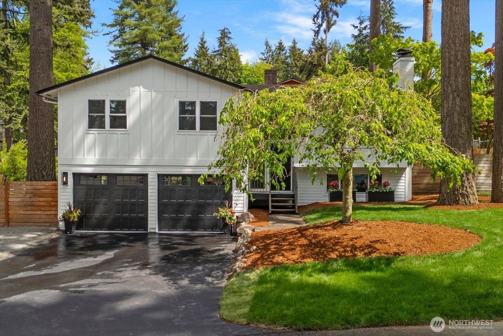 Photo of 20111 80th Avenue W, Edmonds, WA 98026 (MLS # 2522469)