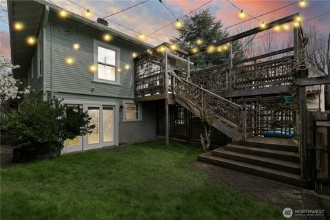 2011 E Cherry Street Seattle WA 98122