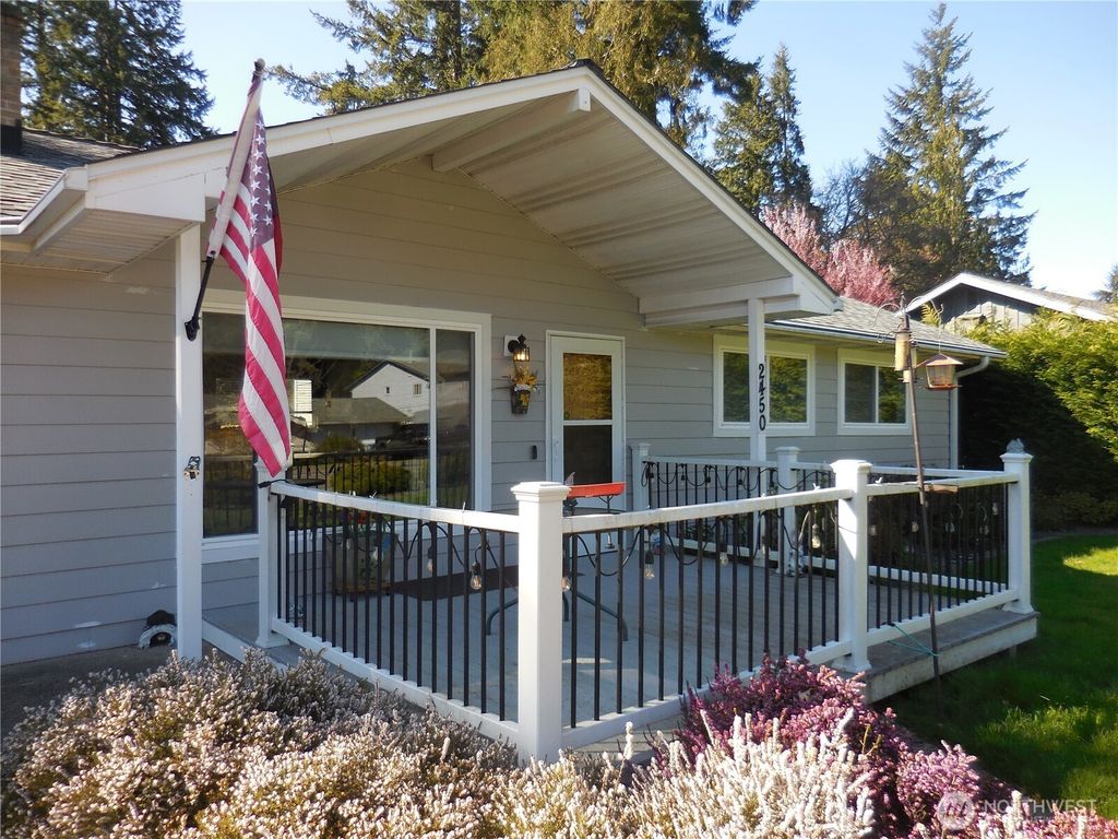 Photo of 2450 Madrona Drive SE, Port Orchard, WA 98366 (MLS # 2499964)