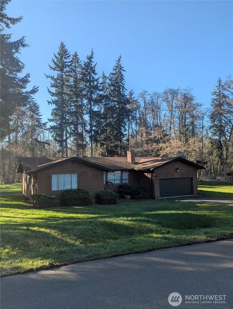 Photo of 3671 Dundee Way Way, Oak Harbor, WA 98277 (MLS # 2487021)
