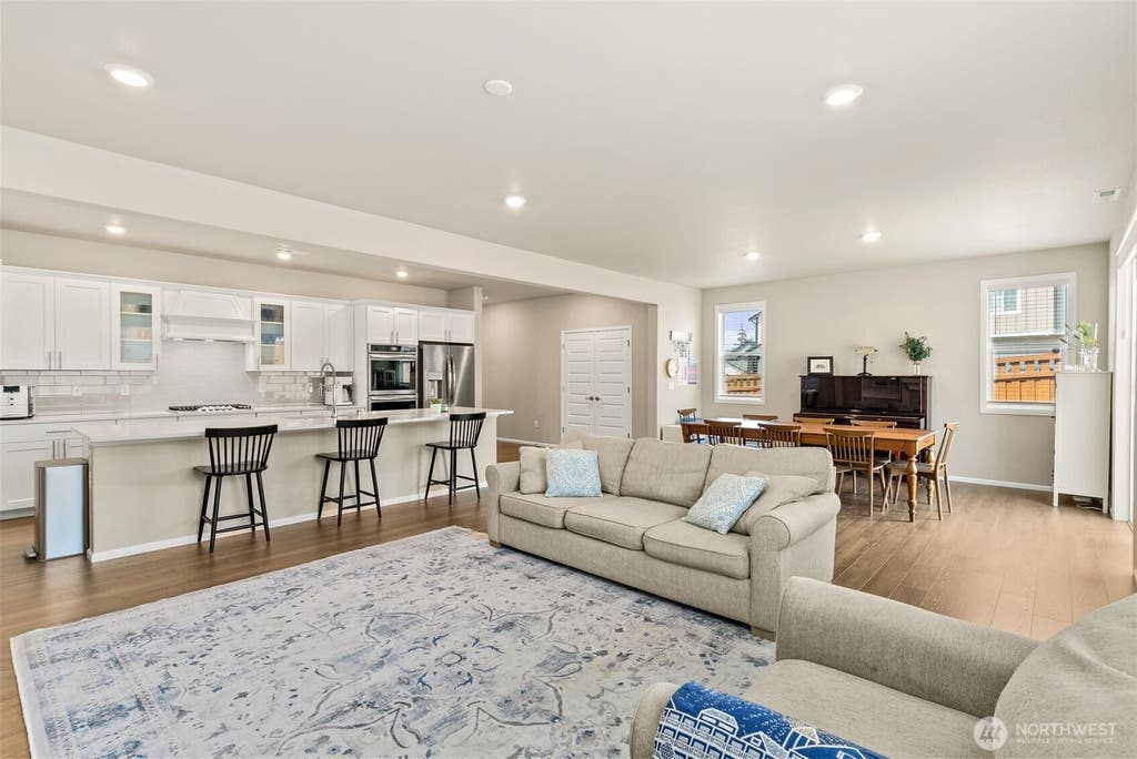 Photo of 14825 TYEE Drive E, Bonney Lake, WA 98391 (MLS # 2572610)