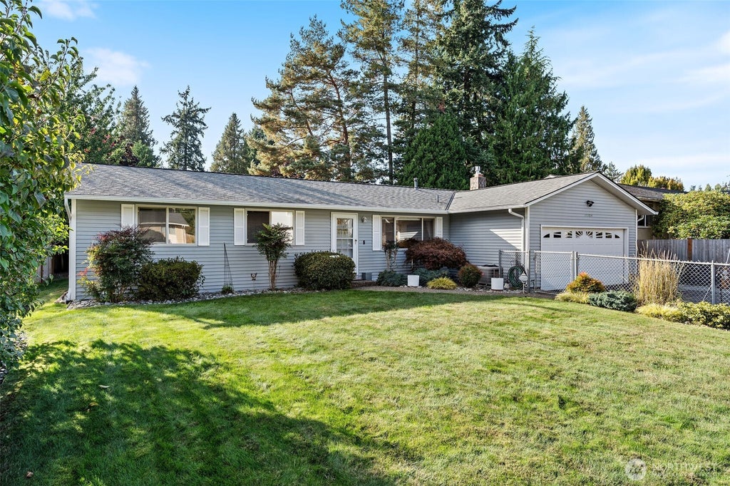 Photo of 17104 24th Avenue SE, Bothell, WA 98012 (MLS # 2585165)