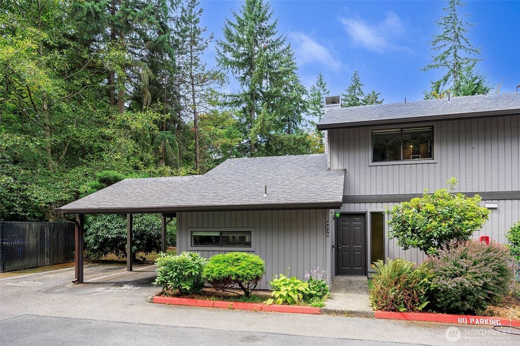 Photo of 4039 145th Avenue NE, Bellevue, WA 98007 (MLS # 2418617)