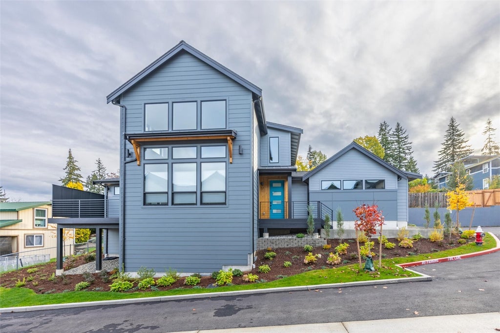 Photo of 1122 Divine Lane, Bellingham, WA 98229 (MLS # 2598594)