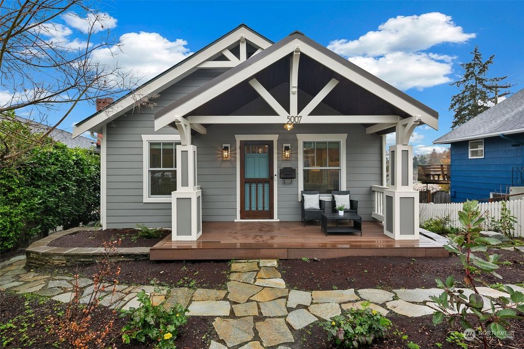 Photo of 5007 46th Avenue SW, Seattle, WA 98136 (MLS # 2054398)