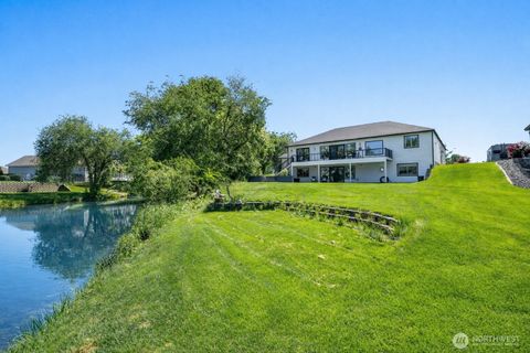 Photo of 800 S Camas Place, Moses Lake, WA 98837 (MLS # 2485934)