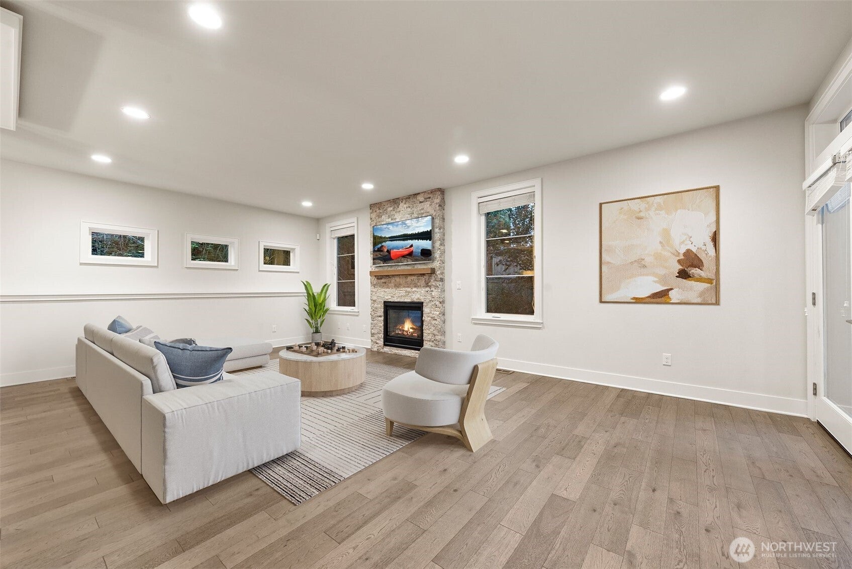 1711 4th St