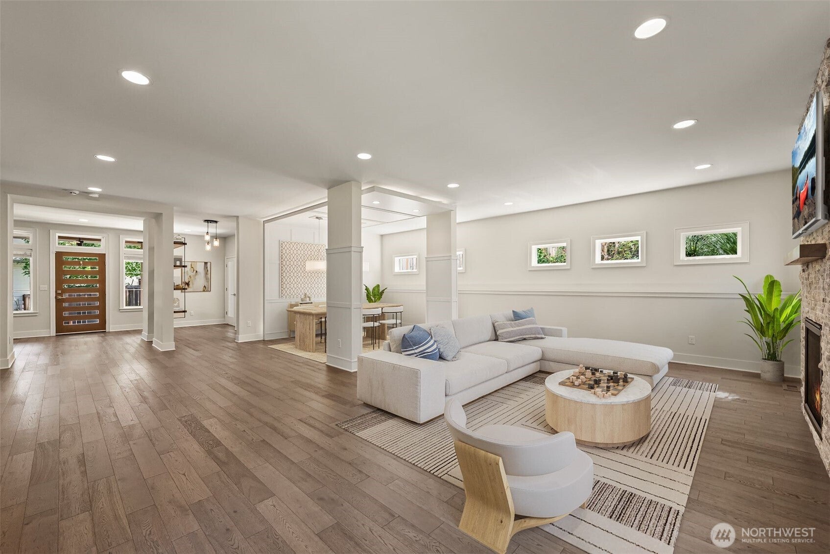 1711 4th St