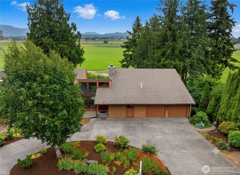 Photo of 12509 Patricia Lane, Burlington, WA 98233 (MLS # 2446676)