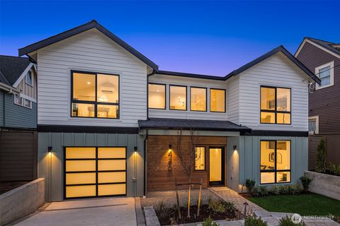 Photo of 4410 Eastern Avenue NE, Seattle, WA 98105 (MLS # 2480226)