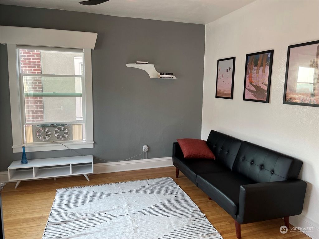 Photo of 905 NE 43rd Street #312, Seattle, WA 98105 (MLS # 2054443)