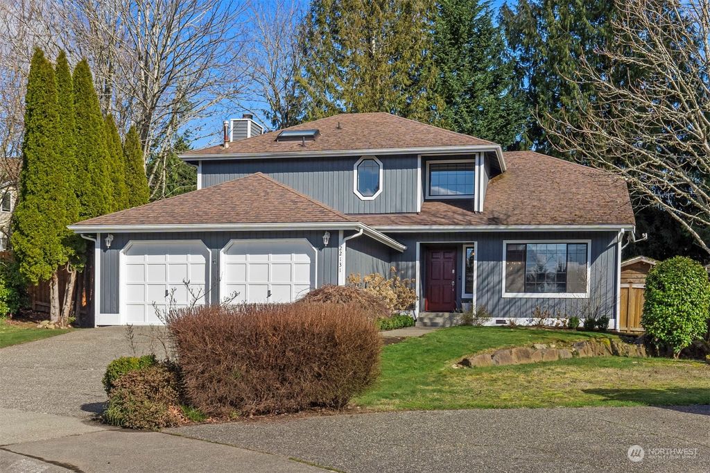 Photo of 22131 NE 9th Pl, Sammamish, WA 98074 (MLS # 2206566)