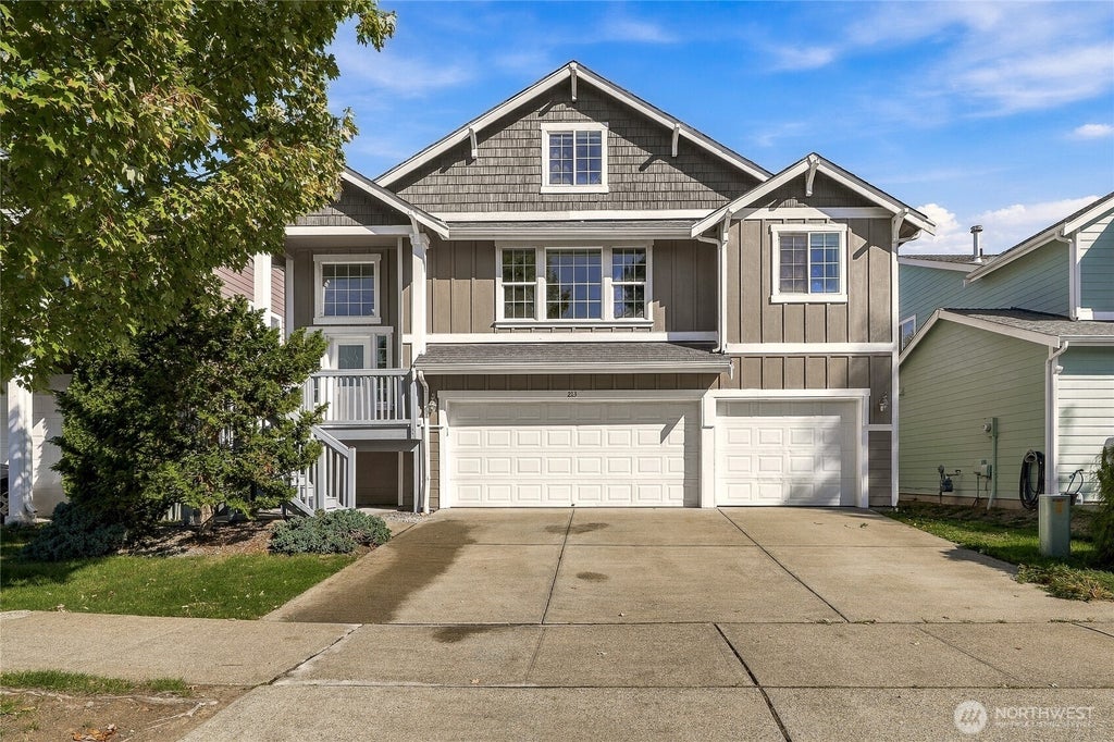 Photo of 213 Phoenix Avenue SW, Orting, WA 98360 (MLS # 2589720)