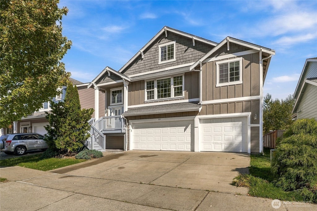 Photo of 213 Phoenix Avenue SW, Orting, WA 98360 (MLS # 2589720)