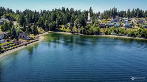 Photo of 2202 Island Drive NW, Olympia, WA 98502 (MLS # 2177286)