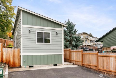 569 N 3rd Kalama WA 98625